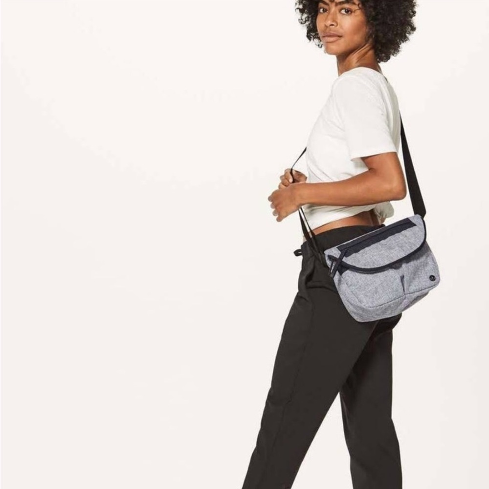 Very Rare & Authentic Lululemon Festival II Bag HEATHERED BLACK/Gray Waterproof - Picture 2 of 16